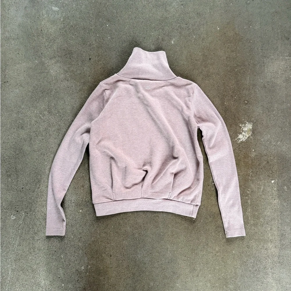 Alo Yoga Clarity Long Sleeve in Smoky Quartz Heather Size XS Athleisure Sweater